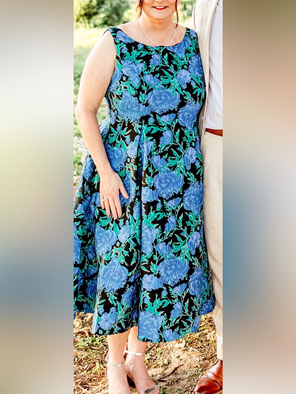Adrianna Papell Blue and green fit and flare midi formal dress with pockets.